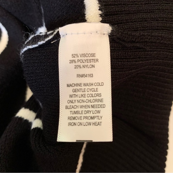 ❤️Price Drop❤️Marc New York Black and White Zippered Sweater Jacket (NWT) - Picture 8 of 14